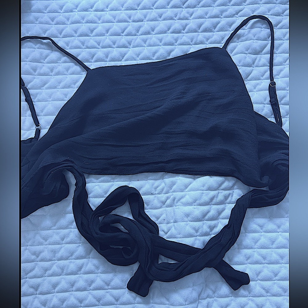 Crop top black tie back size small
